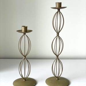Vintage Kerzenhalter aus Metall. 2er Set