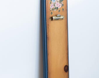 Vintage wooden wall note pad, file clipboard Handpainted. Signed
