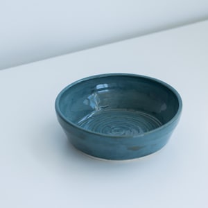 Pottery bowl. Studio pottery. Signed by artist