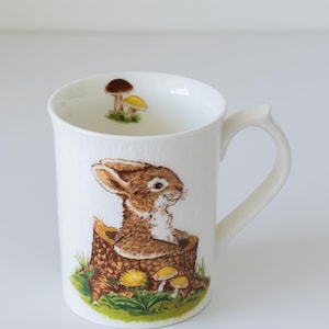 Vtg Otagiri Japan Mushrooms Cottagecore Rabbit Tree Trunk Mug Cup Ivory Stone