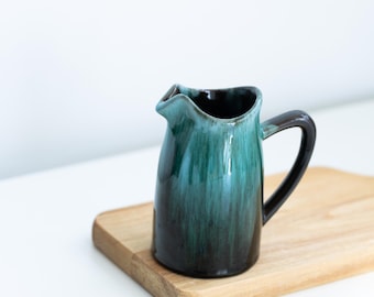 Lechera de cerámica Blue Mountain