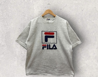 Vintage 90’s Fila Big Logo Embroidery Tshirt Size K
