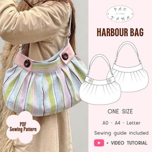 Puede incluir: Un patrón de costura Harbour Bag con tela de rayas multicolores con detalles en rosa y dos botones grandes de color marrón oscuro. La imagen incluye un dibujo lineal del bolso, el texto PDF Sewing Pattern, A0, A4, Letter y Video Tutorial.