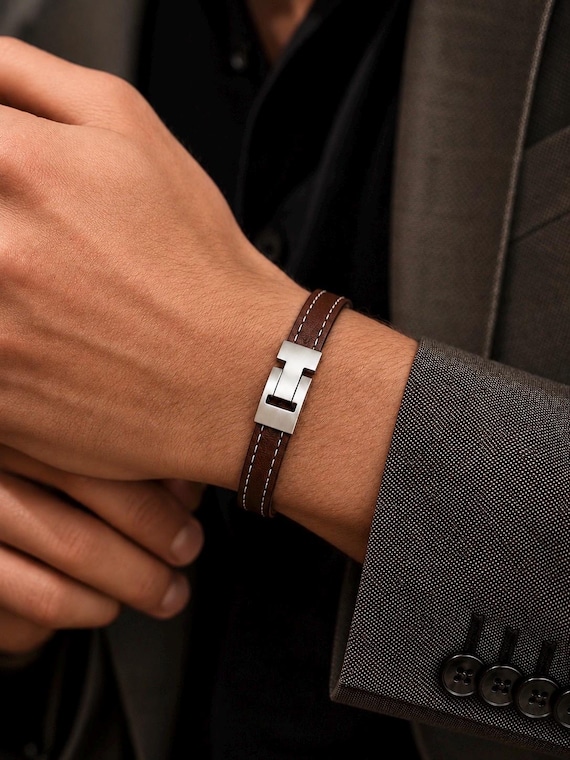 Personalized Braided Leather Bracelet for Men: Engraved Stainless Steel Clasp