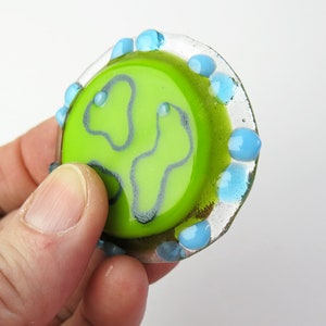 TSWV Virus Fused Glass Brooch Pin image 2