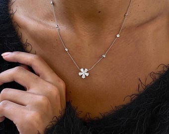 1.40CT Pear Cut Lab Grown Diamond Flower Necklace, 14k Gold Wedding Necklace, Delicate Flower Necklace, Valentine's Gift, Necklace For Women