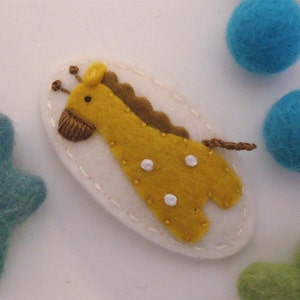 Felt hair clip No slip Wool felt new giraffe cream image 1