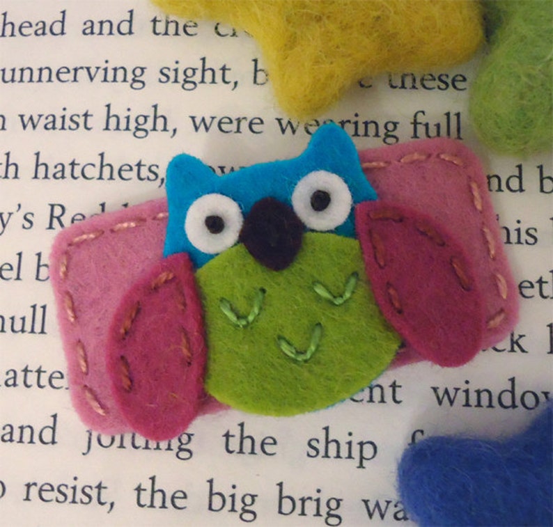 Felt hair clip No slip Wool felt Hoot owl old pink image 2