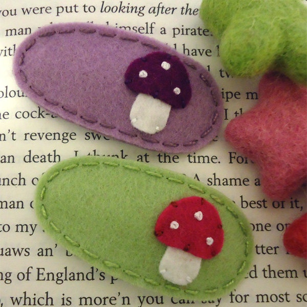 Felt hair clips, Felt toadstool, Baby girl, Hair accessories, Felt hair bow, School hair clips, Wool felt, Hair barrettes, Girls gift