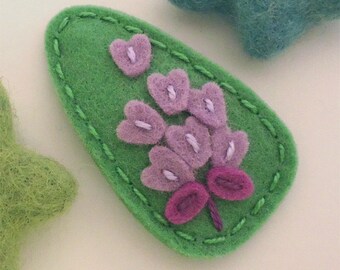 Felt Hair Clip -No Slip -Wool Felt -Forget me not -pistachio green