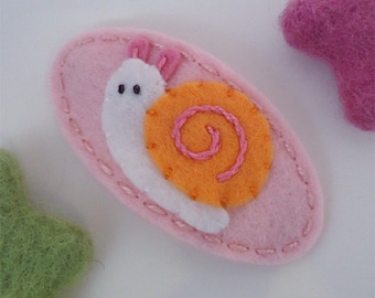 Felt hair clip -No slip -Wool felt -Sam the snail -pale pink