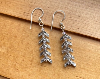 Silver Chevron Earrings, Edgy Nickel Free earrings, Arrow earrings silver, Silver dangle earrings, Boho Geometric Dangle Earrings