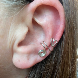 Heart wire ear cuff, cartilage cuff no piercing necessary, handcrafted earring alternative, non pierced, ear crawler, 4 color options
