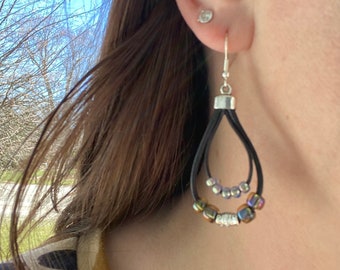 Black Teardrop beaded leather earrings, Iridescent earrings, Handmade Jewelry, fancy glass beads, cute accessories for women, NIckel Free