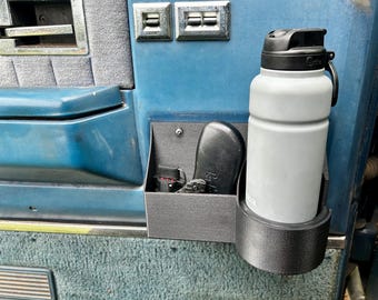 Portavasos montado en la puerta para Chevy/GMC Square Body de la década de 1980