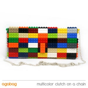 Multicolor clutch tasje met ketting, gemaakt van LEGO® stenen. GRATIS VERZENDING. Tasje, handtas, legotas, trendy mode.