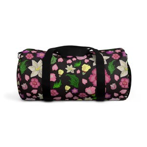 Mala de viagem com estampa floral, ideal para academia, viagens, pernoites, escapadas de fim de semana e como presente ecológico.