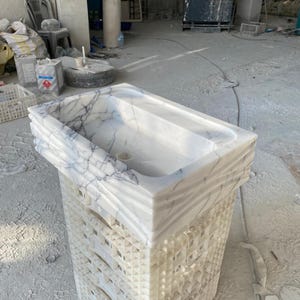 Handcrafted Lilac Marble Sink: Elegant Bathroom Basin