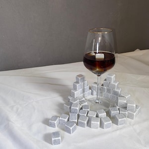 speciaal ontwerp marmeren ijsblokje, ijsblokje steengrijs marmer, ijsblokje, marmeren ijsblokje, speciaal product, speciaal ijsblokje,