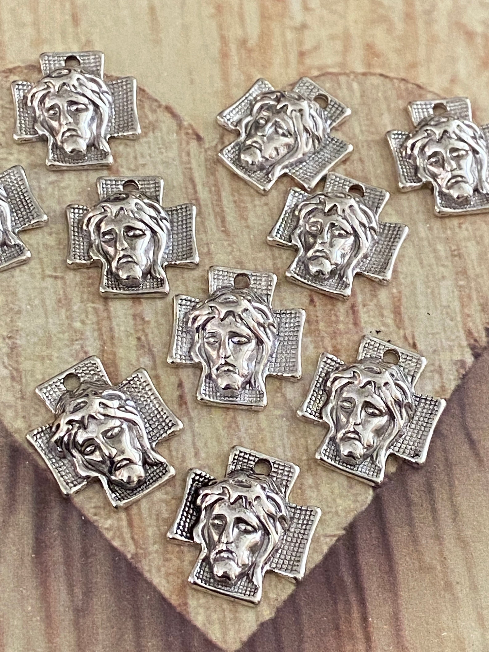 10 Jesus Charms Christian Charms Jesuss Face Charms Faith Etsy