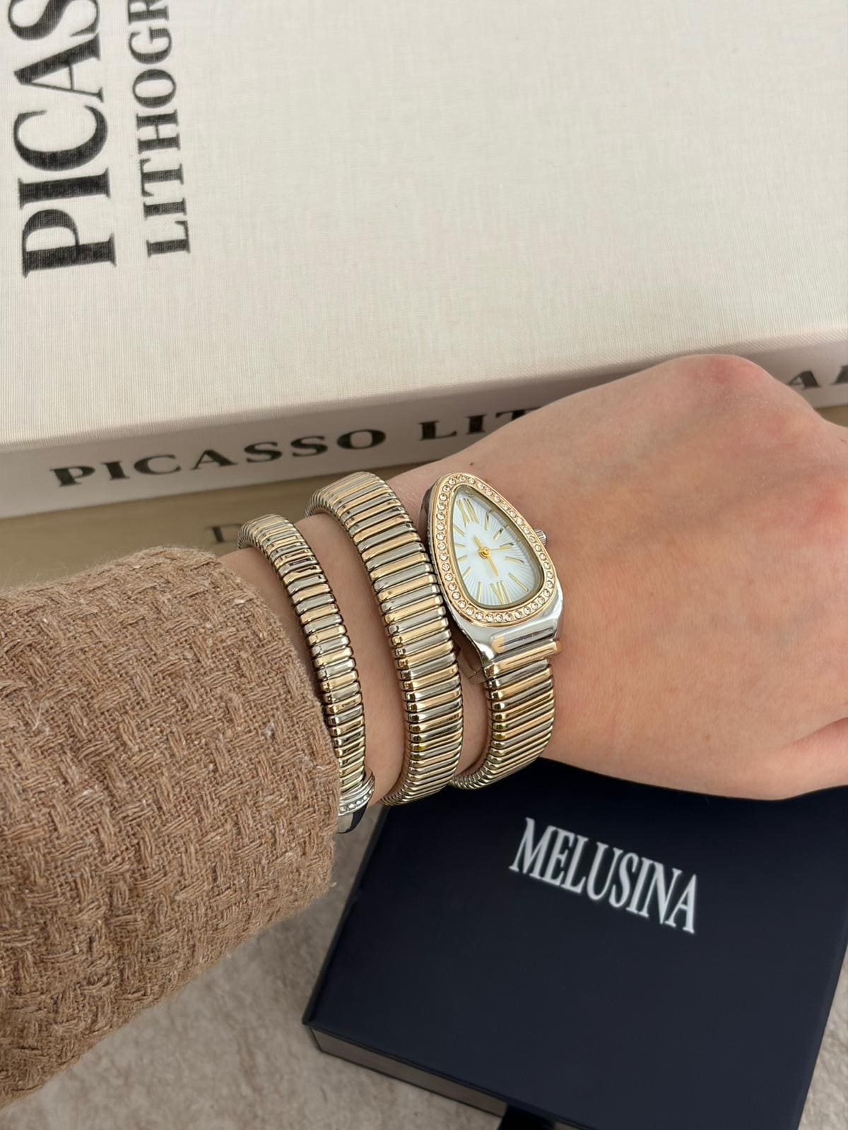 Wrap me with Love Silver Snake Bracelet Watch display picture 2