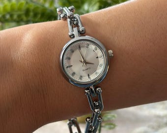 Mother of Pearl Silver Dial Chain Watch