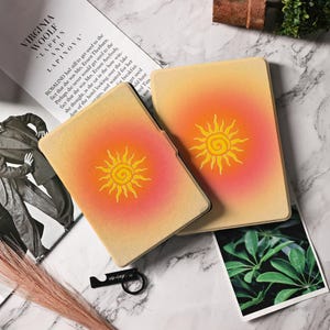 Hot Sun Gradient Kindle Paperwhite Case, Kindle Paperwhite 1/2/3, Kindle 2019/2022, Kindle Case 7&quot; Colorsoft 2024 Case, Clear Back Cover