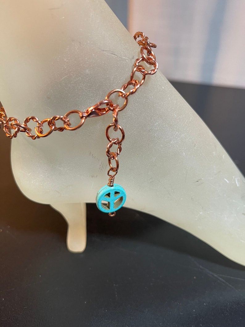 Copper Ankle Bracelet with Turquoise Peace Charm Adjustable With Your Choice of Length and Clasp zdjęcie 7