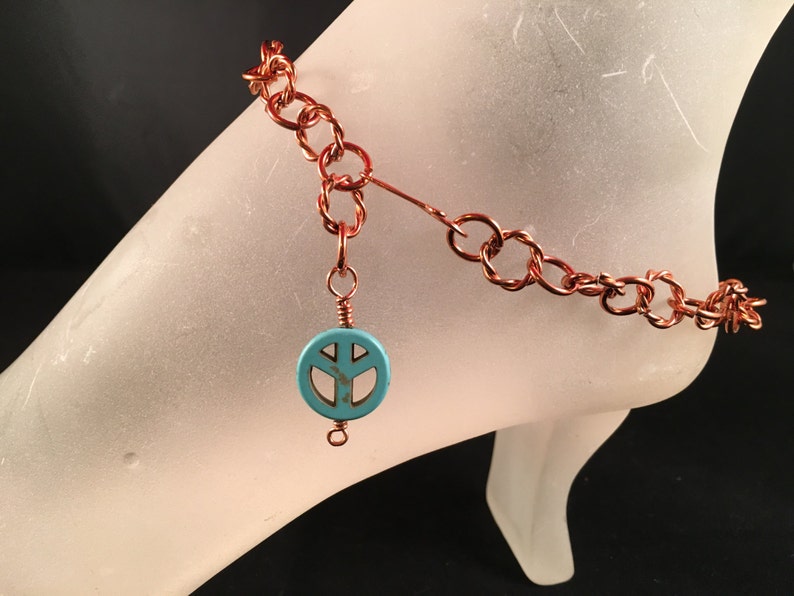 Copper Ankle Bracelet with Turquoise Peace Charm Adjustable With Your Choice of Length and Clasp zdjęcie 1