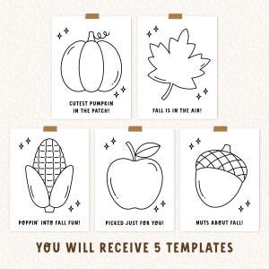 Peut inclure: Cinq mod&egrave;les sur le th&egrave;me de l'automne en noir et blanc, chacun avec une illustration diff&eacute;rente : une citrouille, une feuille d'&eacute;rable, un &eacute;pi de ma&iuml;s, une pomme et un gland. Chaque image contient du texte, dont "Cutest Pumpkin in the Patch!"
