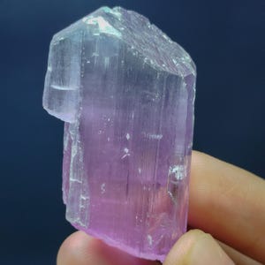 Natural Pink Kunzite Crystal Specimen - 205 ct (41 g) – Terminated Raw Afghanistan Crystal – Healing Stone & Collector Mineral