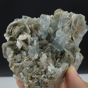 Natural Aquamarine Crystal Mineral Specimen on Muscovite Mica Matrix, 483 gram Terminated Stone from Skardu Pakistan