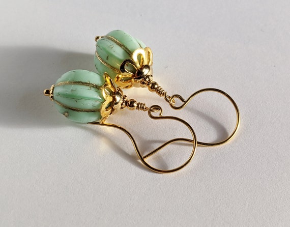 HOLLOW LAMPWORK TEARDROP Earrings Green Melon