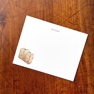Gepersonaliseerde notitiekaarten voor reiskoffers. Cadeau voor reiziger. Briefpapier. Reisvibes, platte kaartjes. Cadeaus voor afstudeerder. 10 . instellen