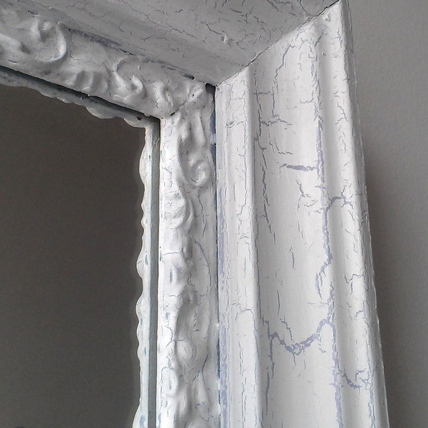 Grand miroir blanc en patiné blanc Antique bois Gesso cadre 24 x 20 pouces