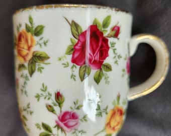 Vintage Royal Albert Old Country Roses Bone China Mug