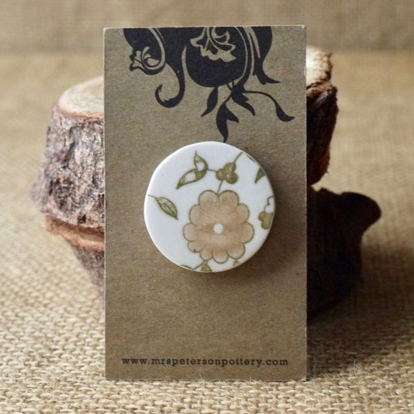 Small Green Vine, Porcelain Brooch, Mrs Peterson Pottery