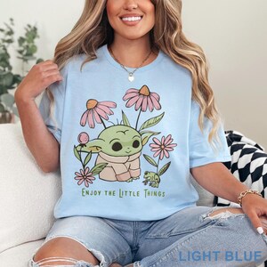 Disney Baby Yoda T-Shirt, Grogu Floral Design (Star Wars Tee) 632695 image 4