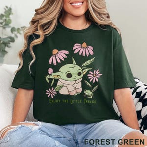 Disney Baby Yoda T-Shirt, Grogu Floral Design (Star Wars Tee) 632695 image 3