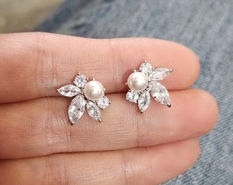 wedding bridal earrings bridesmaid  jewelry gift prom party christmas pageant marquise oval cubic zirconia pearl cluster post stud