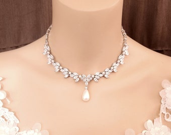 bridal jewelry wedding pearl necklace soft white pear crystal pearl necklace with silver chain cubic zirconia multishape cluster deco