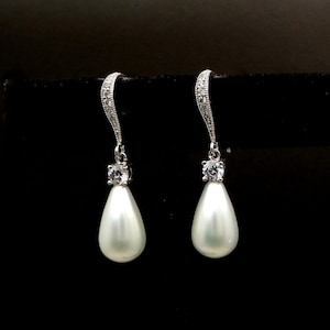 Pendientes de novia con gancho de plata de ley, joyería nupcial, pendientes de novia con circonita cúbica, gancho, perlas blancas, crema, forma de lágrima, concha, pendientes de dama de honor
