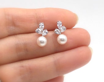 Bridal earrings jewelry wedding bridesmaid gift pearl earrings cubic zirconia deco teardrop post stud round 6mm white cream crystal pearl