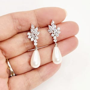 bridal jewelry wedding christmas bridesmaid white gold plated round marquise cubic zirconia earrings soft white crean teardrop shell pearl