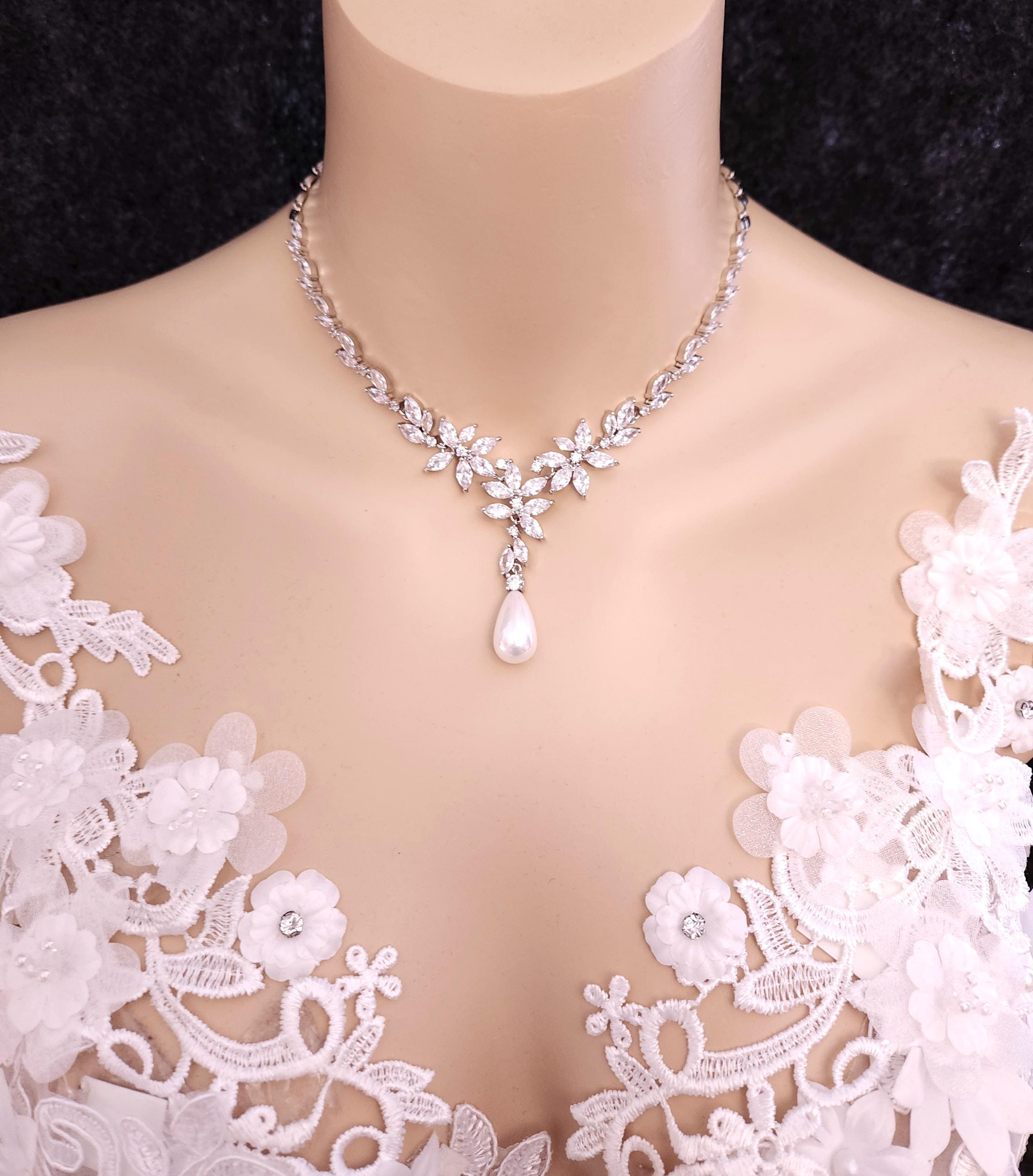 PRY シュウト　 Silver & White Pearl Necklace Bridal Jewelry Wedding Pearl Necklace Soft White Pear