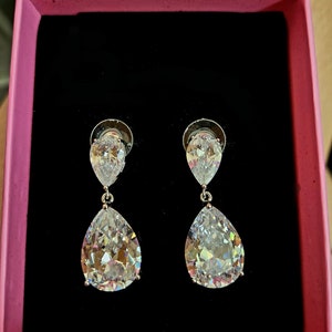 M bridal earrings jewelry bridesmaid gift wedding Clear white teardrop cubic zirconia teardrop cz rhodium post earrings Free US shipping image 4