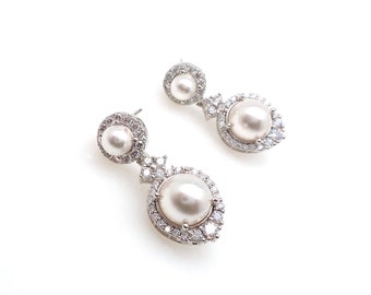 bridal wedding rhodium silver earrings half round white cream ivory swaraovski pearl center halo round cubic setting drop round pearl post