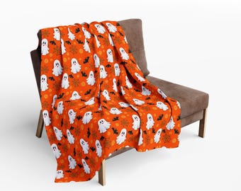 Halloween Ghost Fleece Blanket: Spooky Season Decor