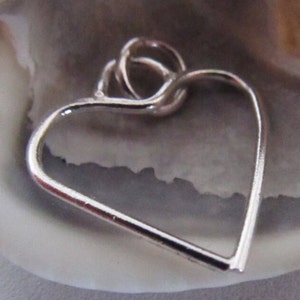 medium heart pendant, custom, gift, prom, love, necklace, wedding, friendship, memories, lovers, sterling siver, 1mm wire, lost, fondation, image 1