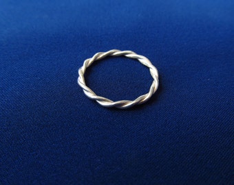 Handmade Sterling Silver Celtic Knot Ring: Simple Promise Ring